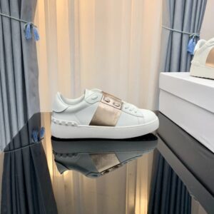 valentino 2022 ss 3d printed floral white lace up sneakers yixing zhang same style (gold accents)