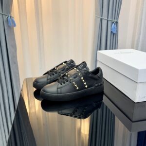 valentino 2022 ss studded lettering white lace up sneakers yixing zhang same style (black with gold studs)