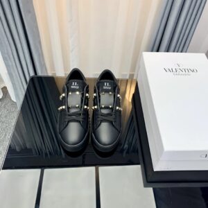 valentino 2022 ss studded lettering white lace up sneakers yixing zhang same style (black with gold studs)