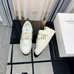 valentino 2022 ss gold studs pure white lace up sneakers yixing zhang same style