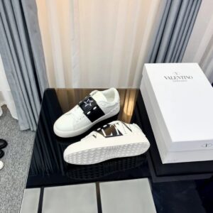 valentino 2022 ss white sneakers with vlt black lace up straps yixing zhang same style studded collection