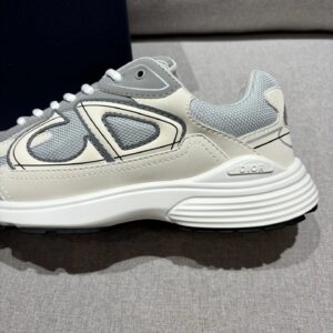 dior b30 head turning retro chunky sneakers