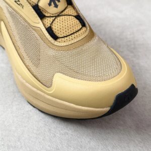 descente toggle design casual shoes in dust gold