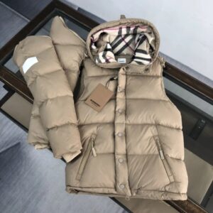burberry puffer jacket beige