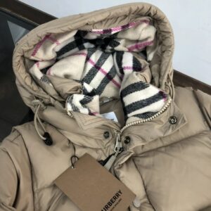 burberry puffer jacket beige