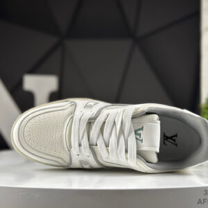 louis vuitton fashion catwalk sneaker white