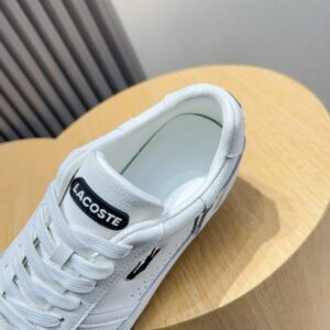 lacoste classic sneakers white