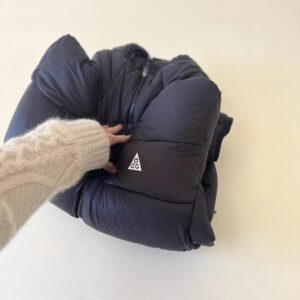 acg padded hooded jacket black