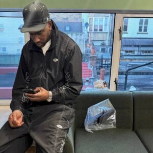 corteiz street style black jacket