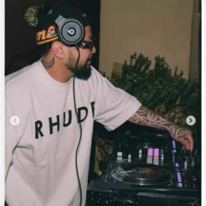 rhode logo tee multi