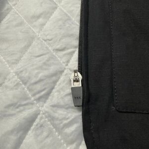 corteiz quilted vest black