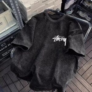 stussy oversized black tee