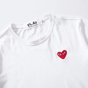 cdg play heart logo t shirt white