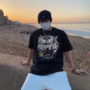 represent tiger graphic washed tee multi