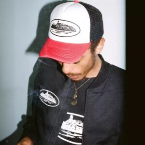 corteiz quilted vest black