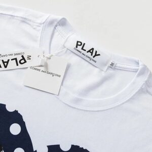 comme des garçons heart tee white