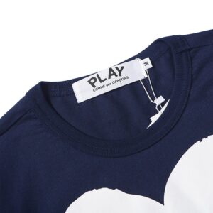 comme des garçons play t shirt navy
