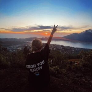 represent vintage graphic tee black