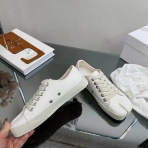 maison margiela mm6 tabi canvas sneakers white