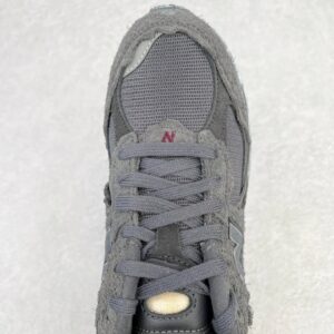 new balance 2002r sneakers grey