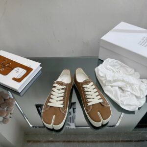 maison margiela mm6 tabi canvas sneakers brown