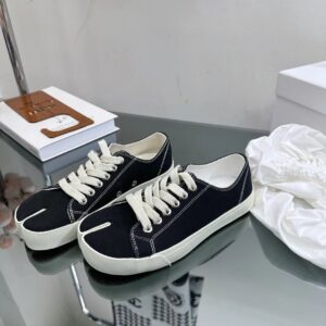 maison margiela mm6 tabi canvas sneakers black