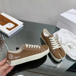 maison margiela mm6 tabi canvas sneakers brown