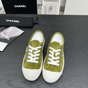 chanel vintage sneakers olive