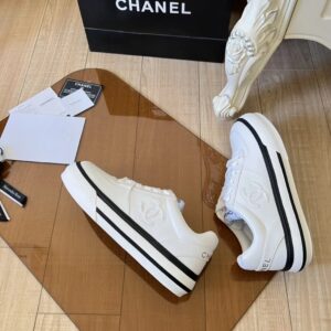 chanel white low top sneakers