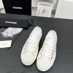 chanel vintage sneakers white
