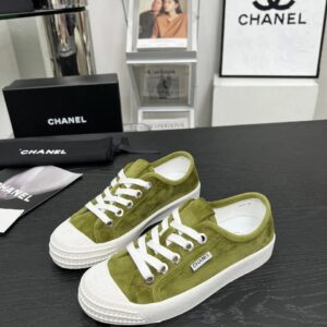 chanel vintage sneakers olive