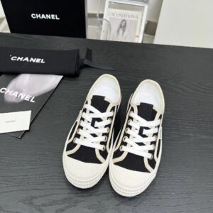 chanel vintage sneakers black