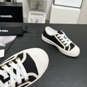 chanel vintage sneakers black
