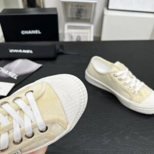 chanel vintage beige sneakers