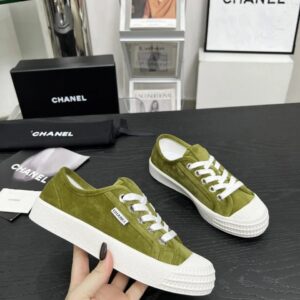 chanel vintage sneakers olive