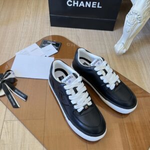 chanel low sneakers black