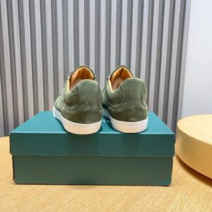 lacoste classic green sneakers