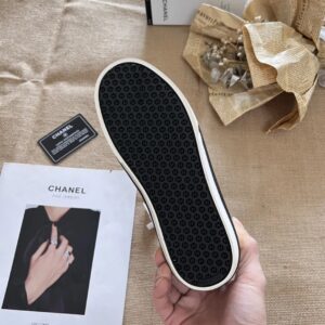 chanel panda low top sneakers white black