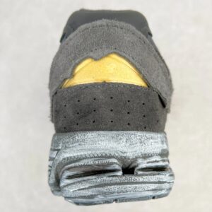 new balance 2002r sneakers grey