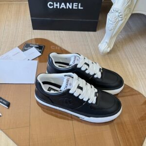 chanel low sneakers black