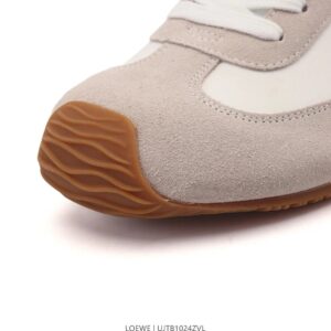 loewe ballet runner 2.0 beige