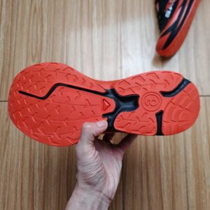 mm6 x salomon sctur 2 sneakers black red