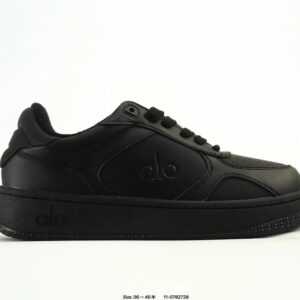 alo yoga runner labubu sneakers multicolor