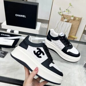 chanel 25c sneakers black white