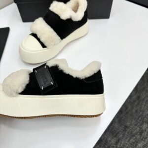 chanel shearling panda sneakers black