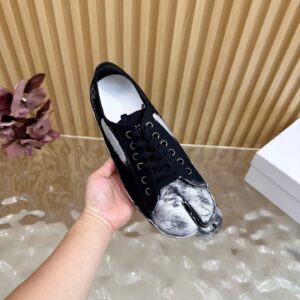 maison margiela mm6 tabi graffiti sneakers black