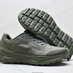 alo yoga alo runner sneakers olive