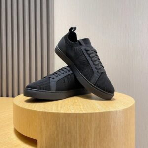 lacoste black classic sneakers