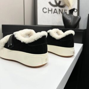 chanel shearling panda sneakers black