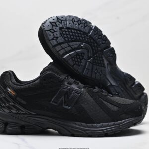new balance m1906 sneaker black